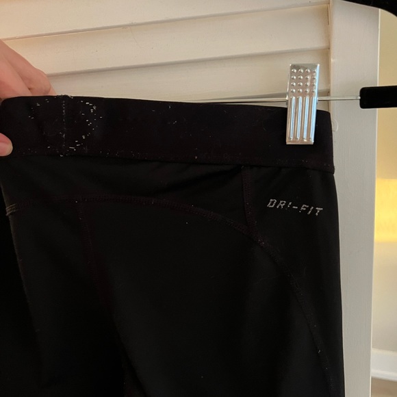 Nike Pro Size XS Spandex/Compression Capris - Picture 3 of 5